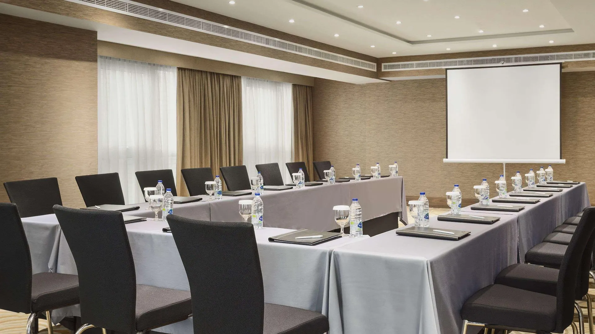**** Hotel Hawthorn Extended Stay By Wyndham Abu Dhabi City Center Emirados Árabes Unidos