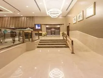 Hawthorn Extended Stay By Wyndham Abu Dhabi City Center 4*,