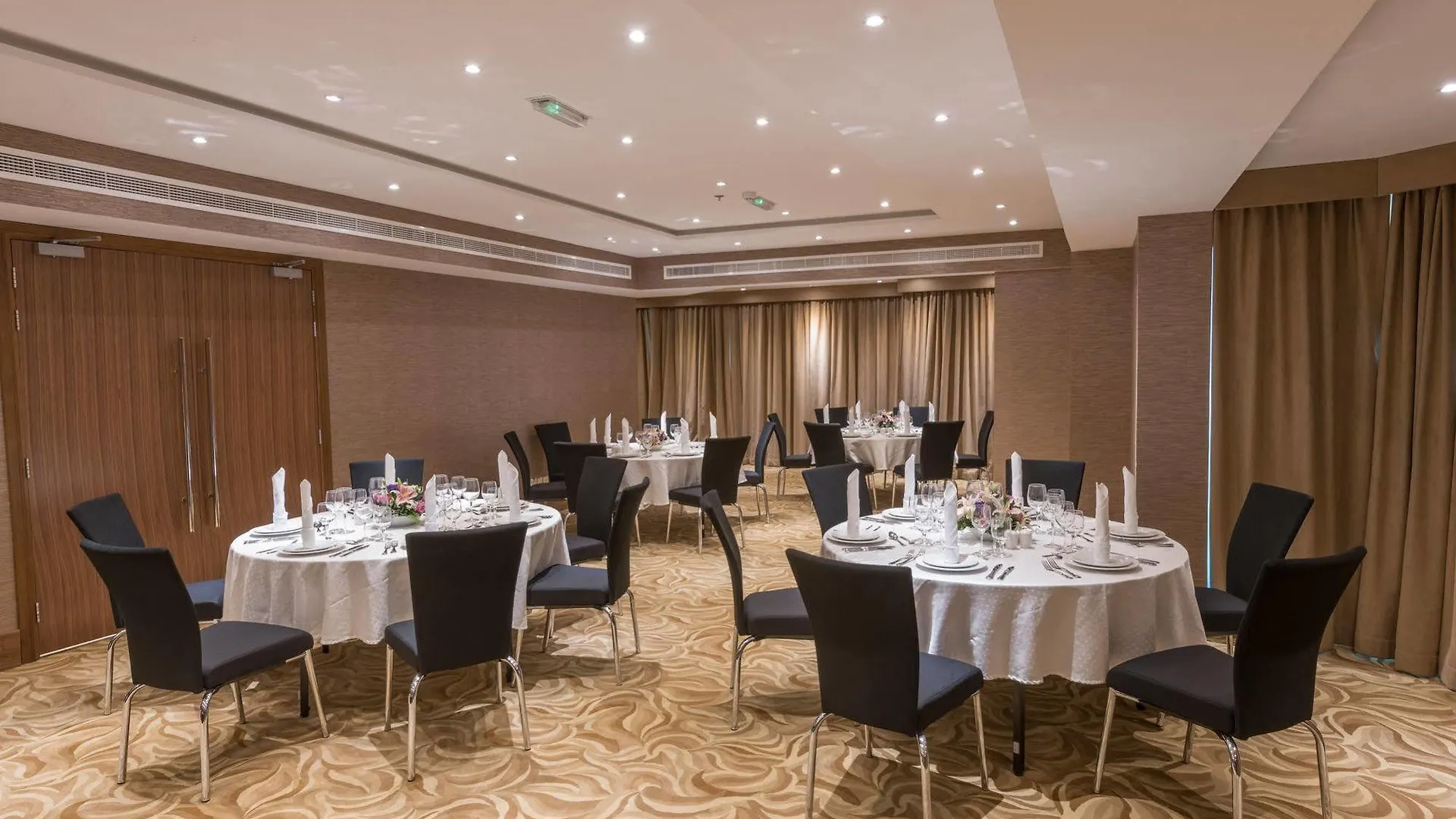 Hotel Hawthorn Extended Stay By Wyndham Abu Dhabi City Center